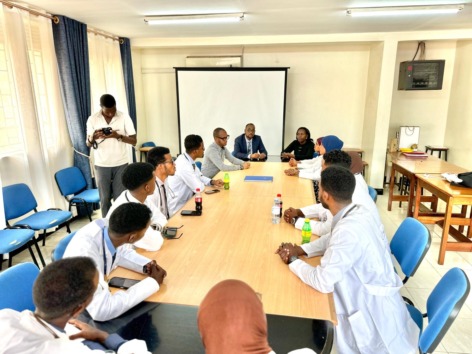 SIU Delegation Visits Medical Exchange Students at Partner Universities in Uganda